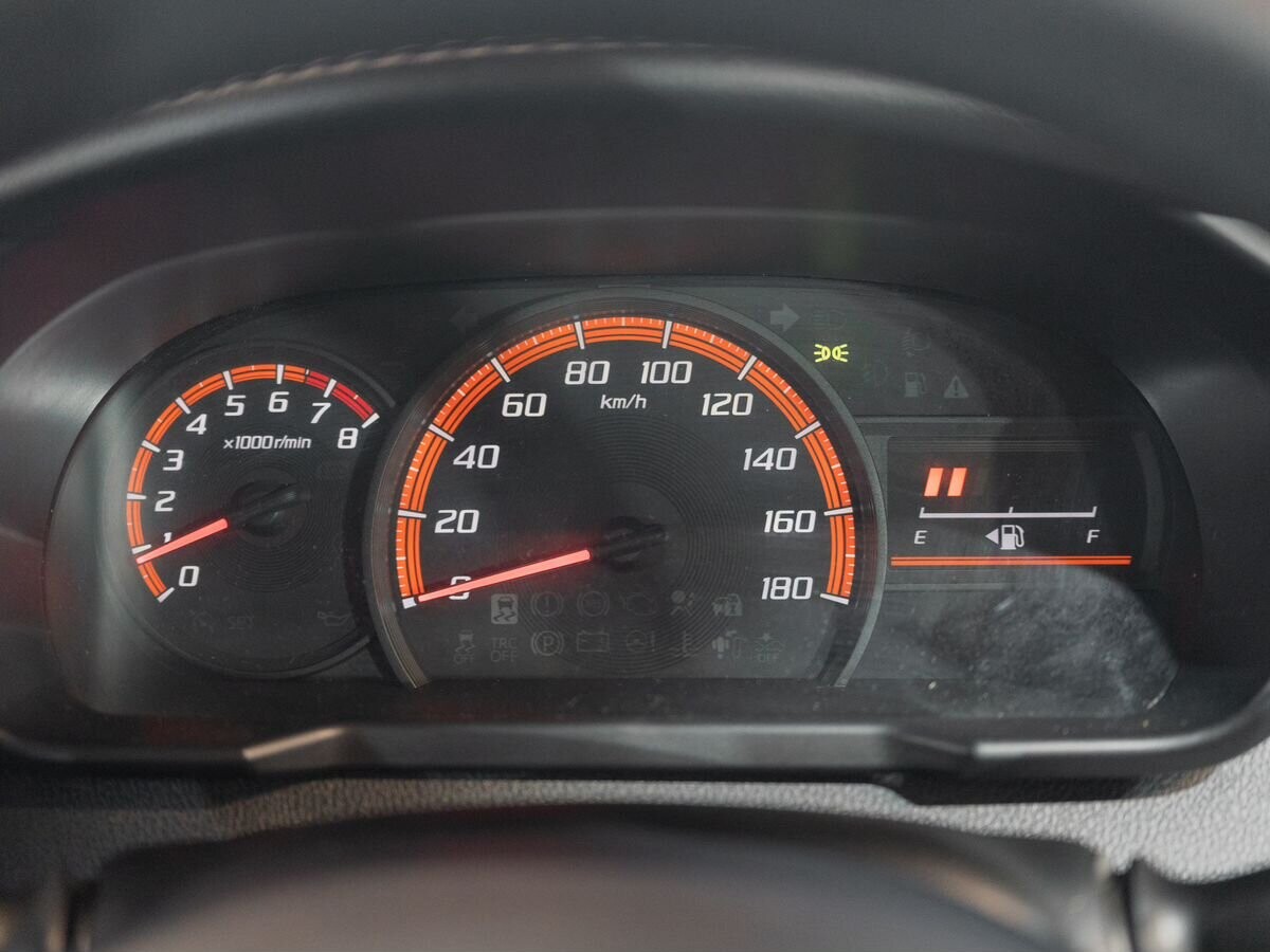 Toyota Roomy 2016 - фото автомобиля