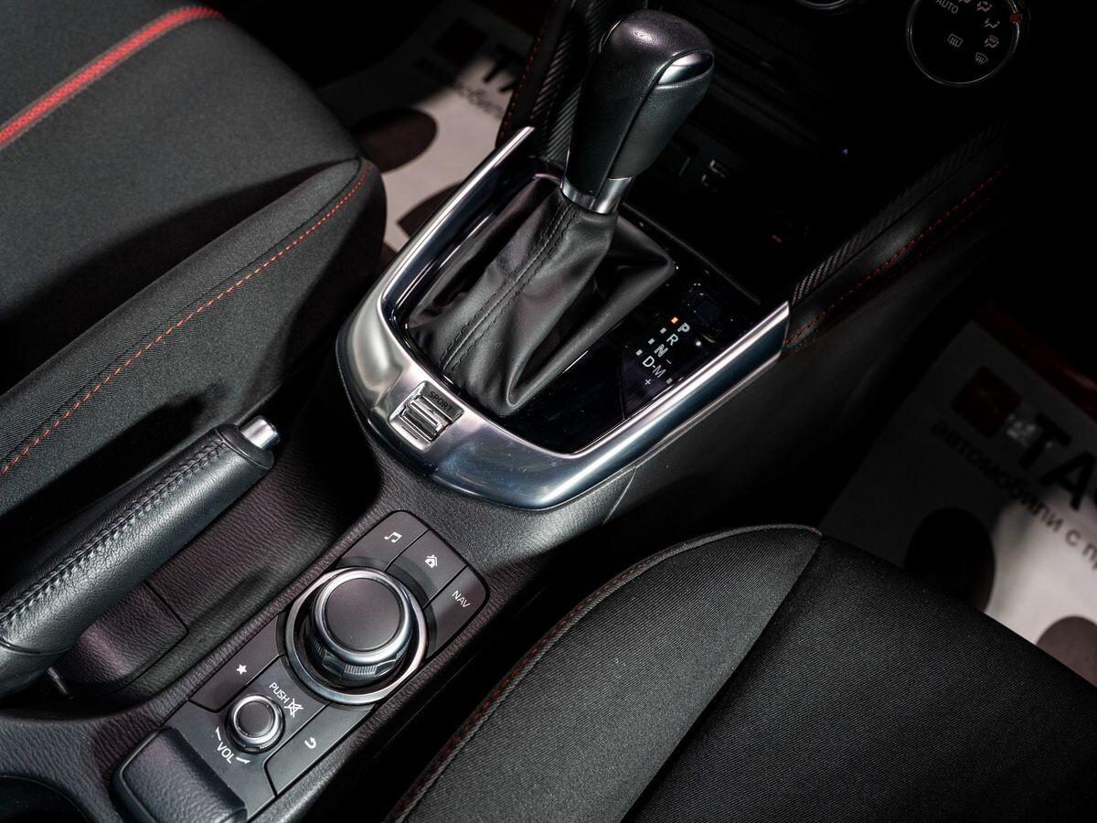 Mazda Demio 2016 - фото автомобиля