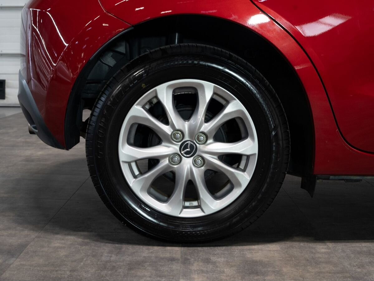 Mazda Demio 2016 - фото автомобиля