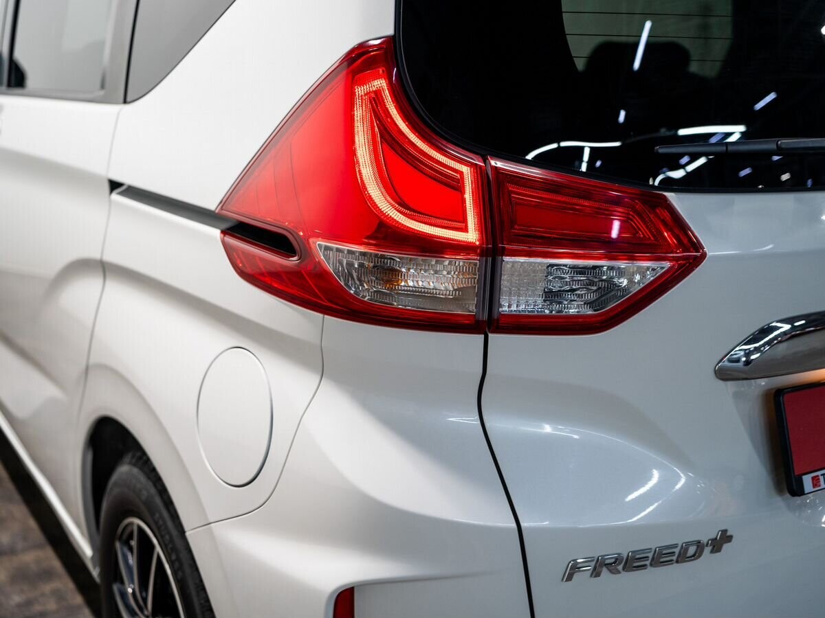 Honda Freed+ 2018 - фото автомобиля