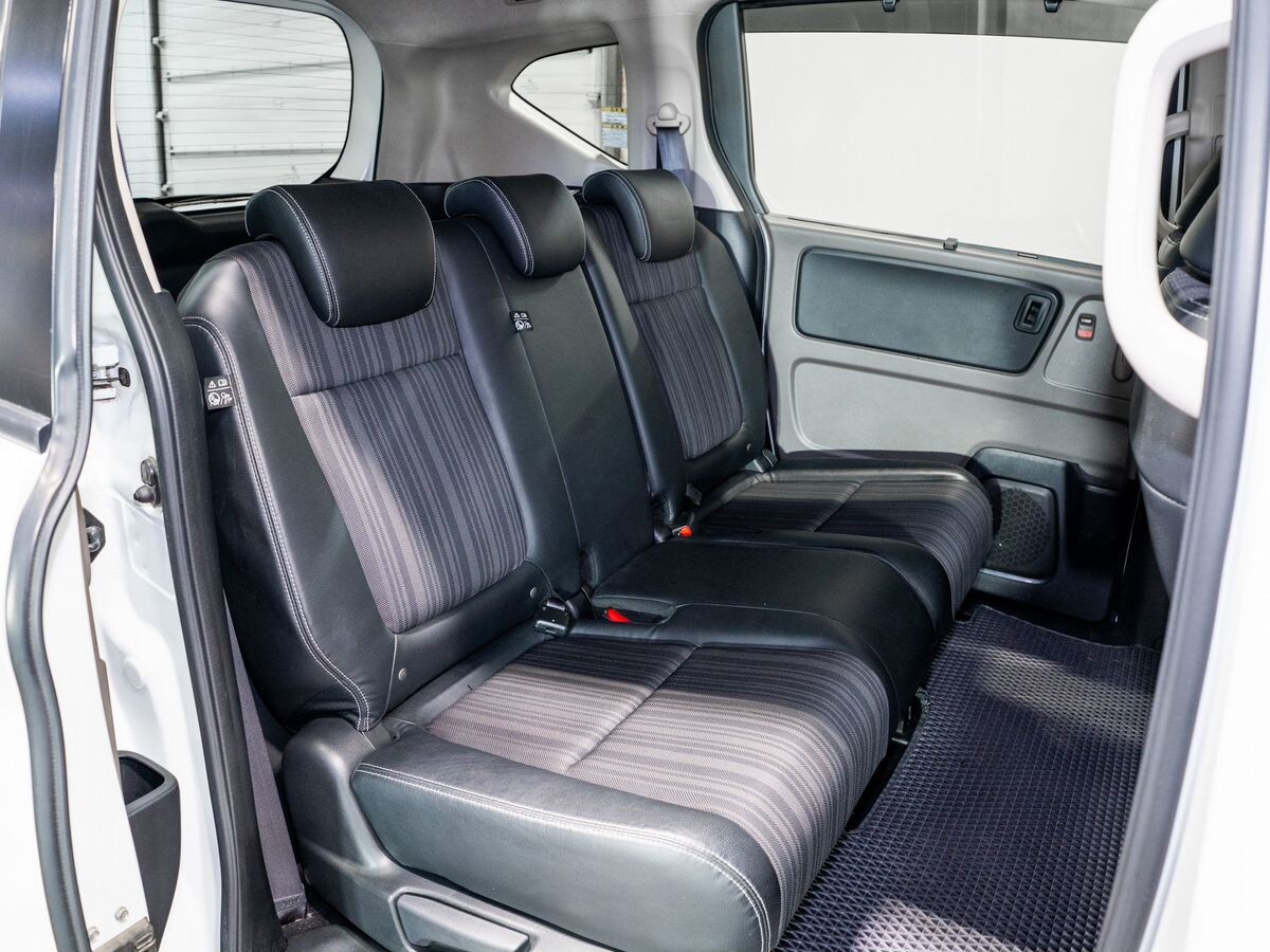 Honda Freed+ 2018 - фото автомобиля