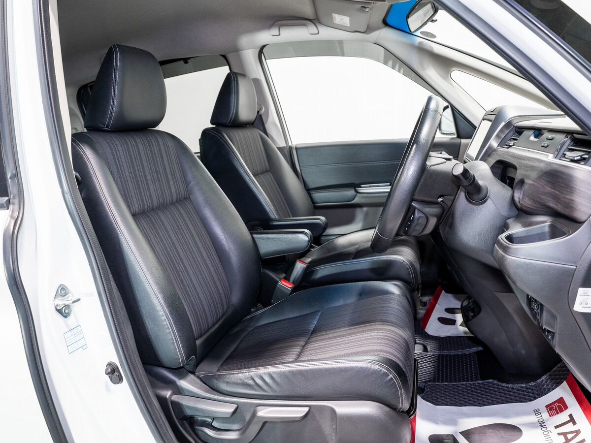 Honda Freed+ 2018 - фото автомобиля