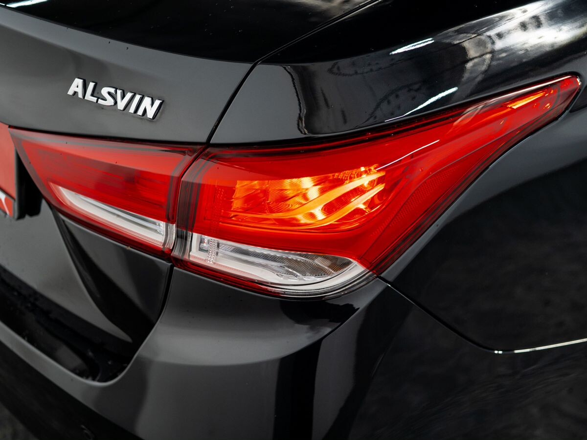 Changan Alsvin 2023 - фото автомобиля