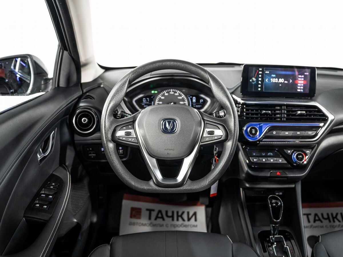Changan Alsvin 2023 - фото автомобиля
