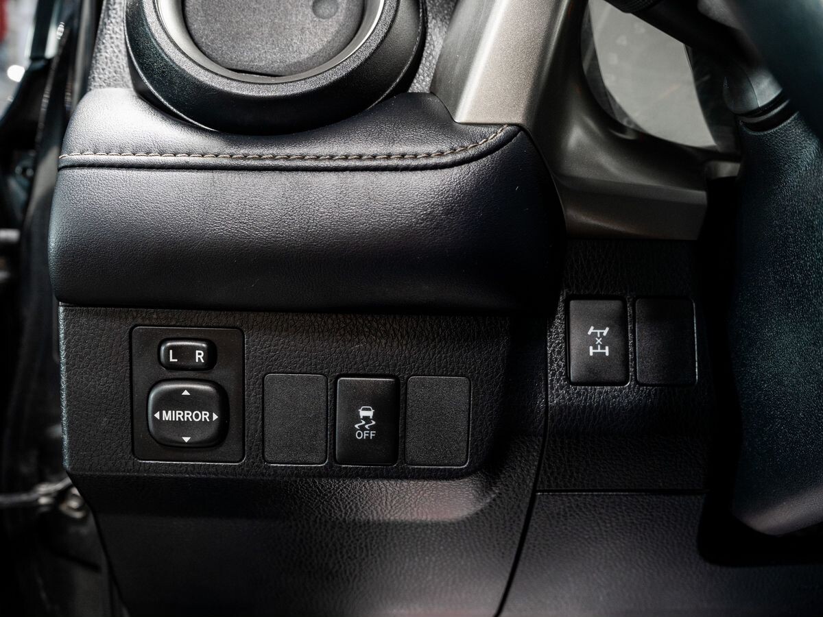 Toyota RAV4 2013 - фото автомобиля