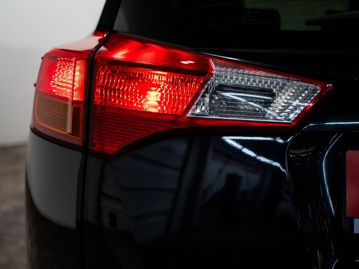 Toyota RAV4 2013 - фото автомобиля