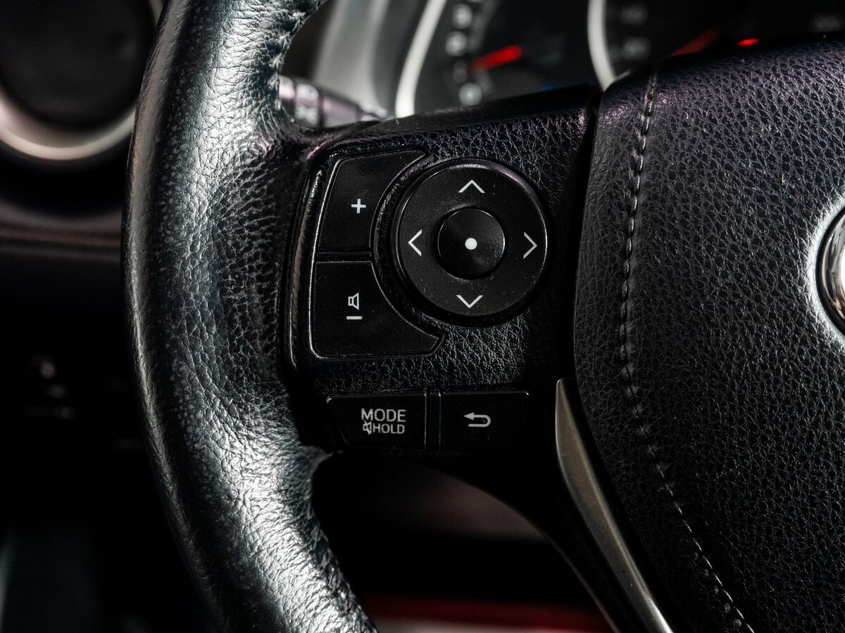 Toyota RAV4 2013 - фото автомобиля