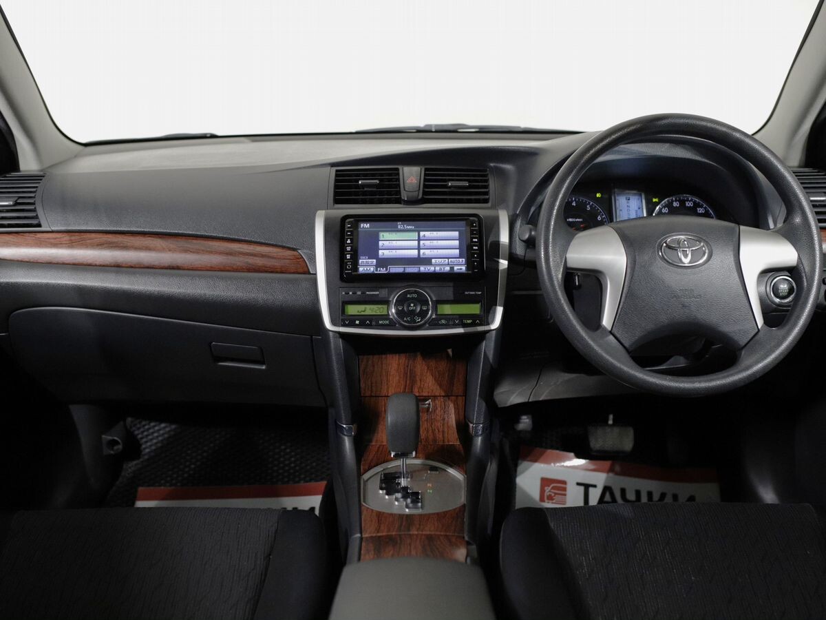 Toyota Allion 2010 - фото автомобиля