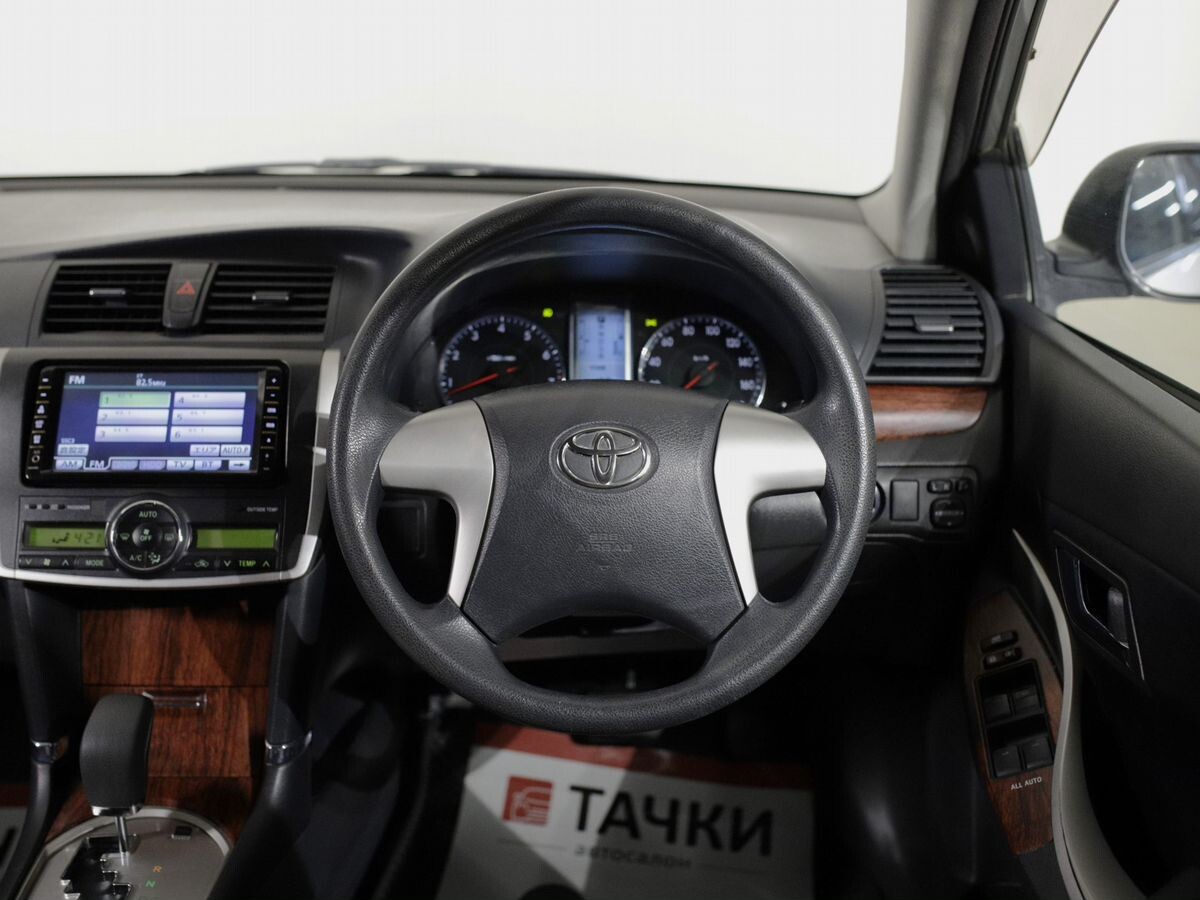 Toyota Allion 2010 - фото автомобиля