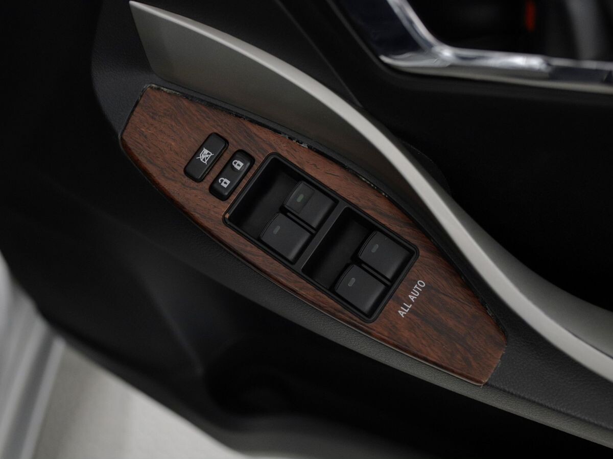 Toyota Allion 2010 - фото автомобиля
