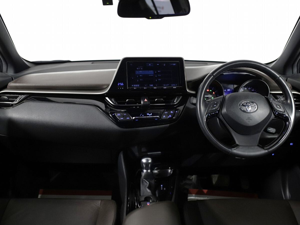 Toyota C-HR 2016 - фото автомобиля