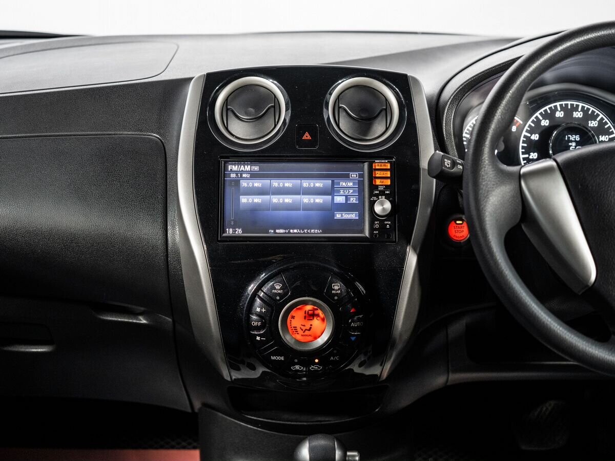 Nissan Note 2015 - фото автомобиля
