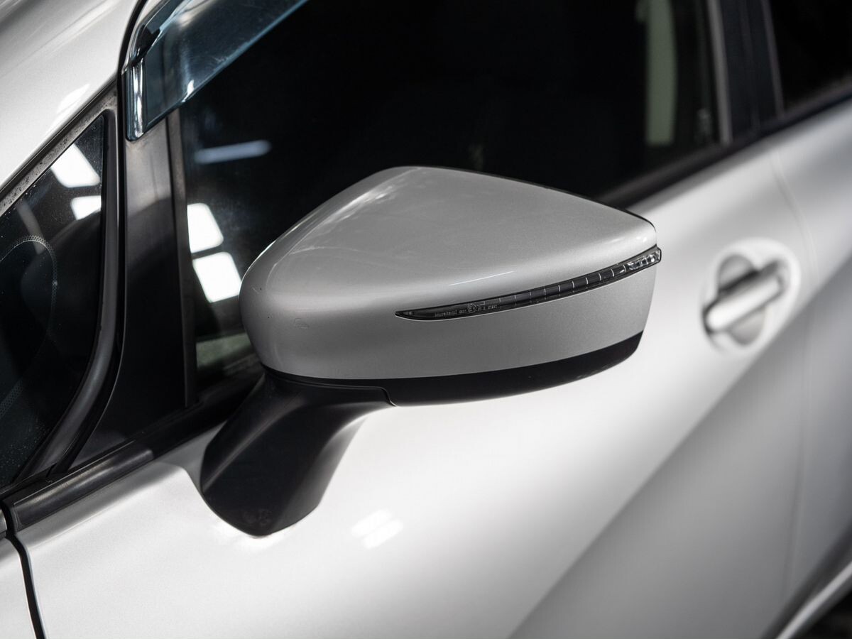Nissan Note 2015 - фото автомобиля