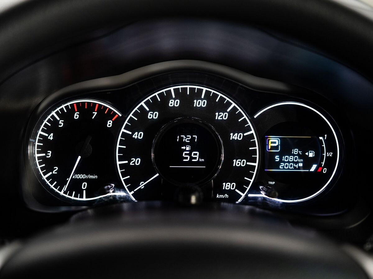 Nissan Note 2015 - фото автомобиля