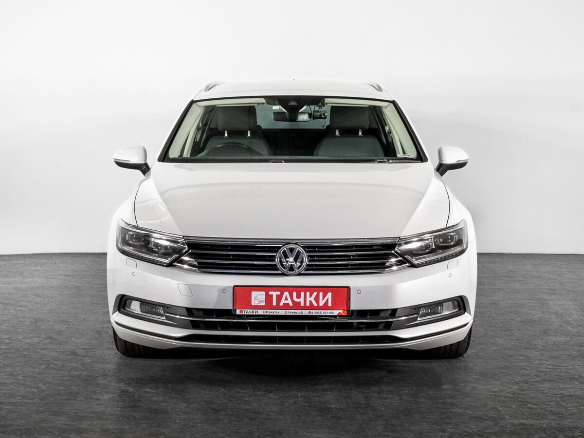 Volkswagen Passat 2015 - фото автомобиля