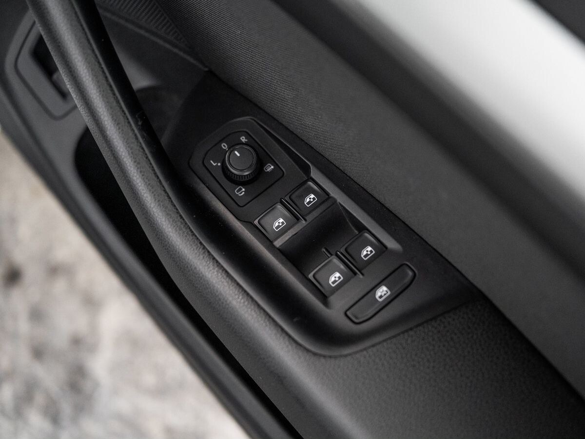 Volkswagen Passat 2015 - фото автомобиля