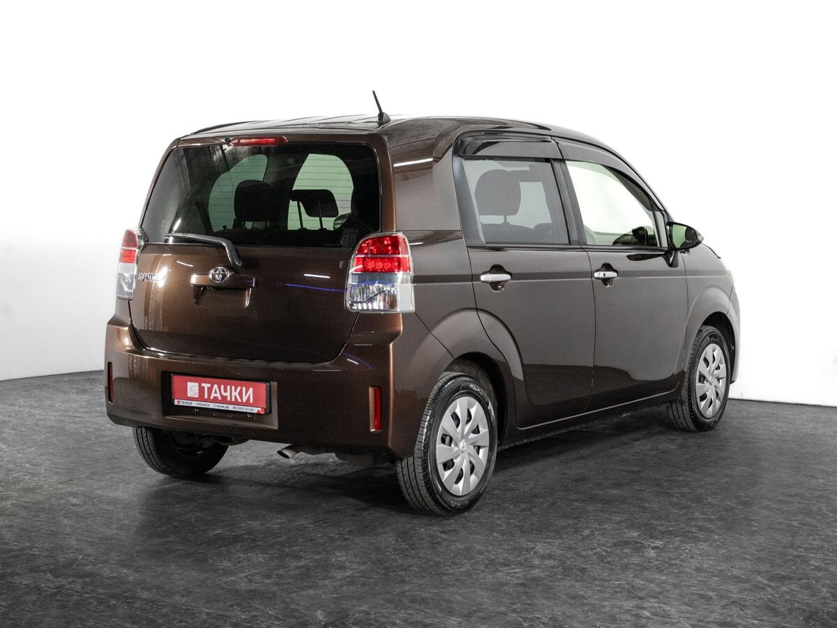 Toyota Spade 2015 - фото автомобиля