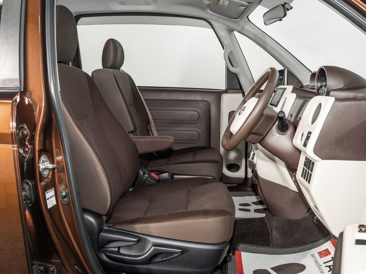 Toyota Spade 2015 - фото автомобиля