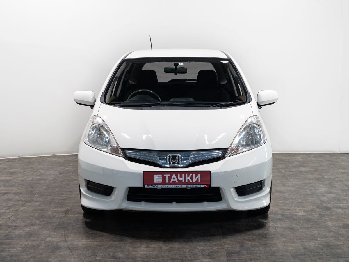 Honda Fit Shuttle 2012 - фото автомобиля