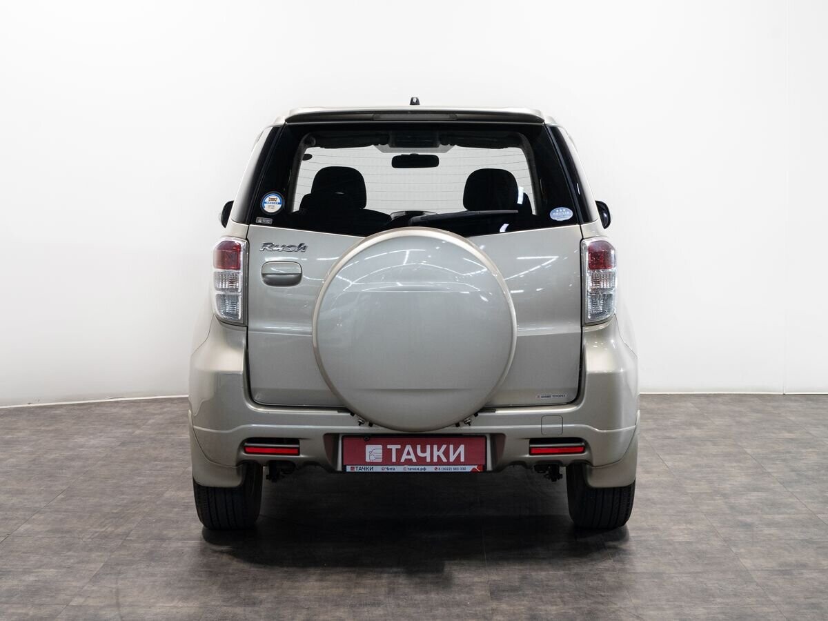 Toyota Rush 2009 - фото автомобиля