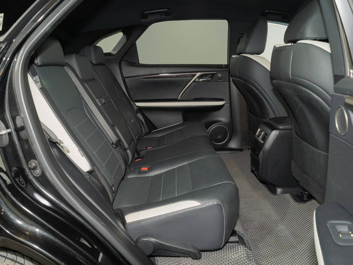 Lexus RX300 2021 - фото автомобиля