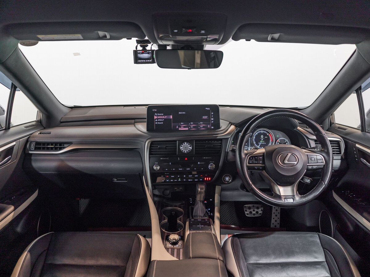 Lexus RX300 2021 - фото автомобиля