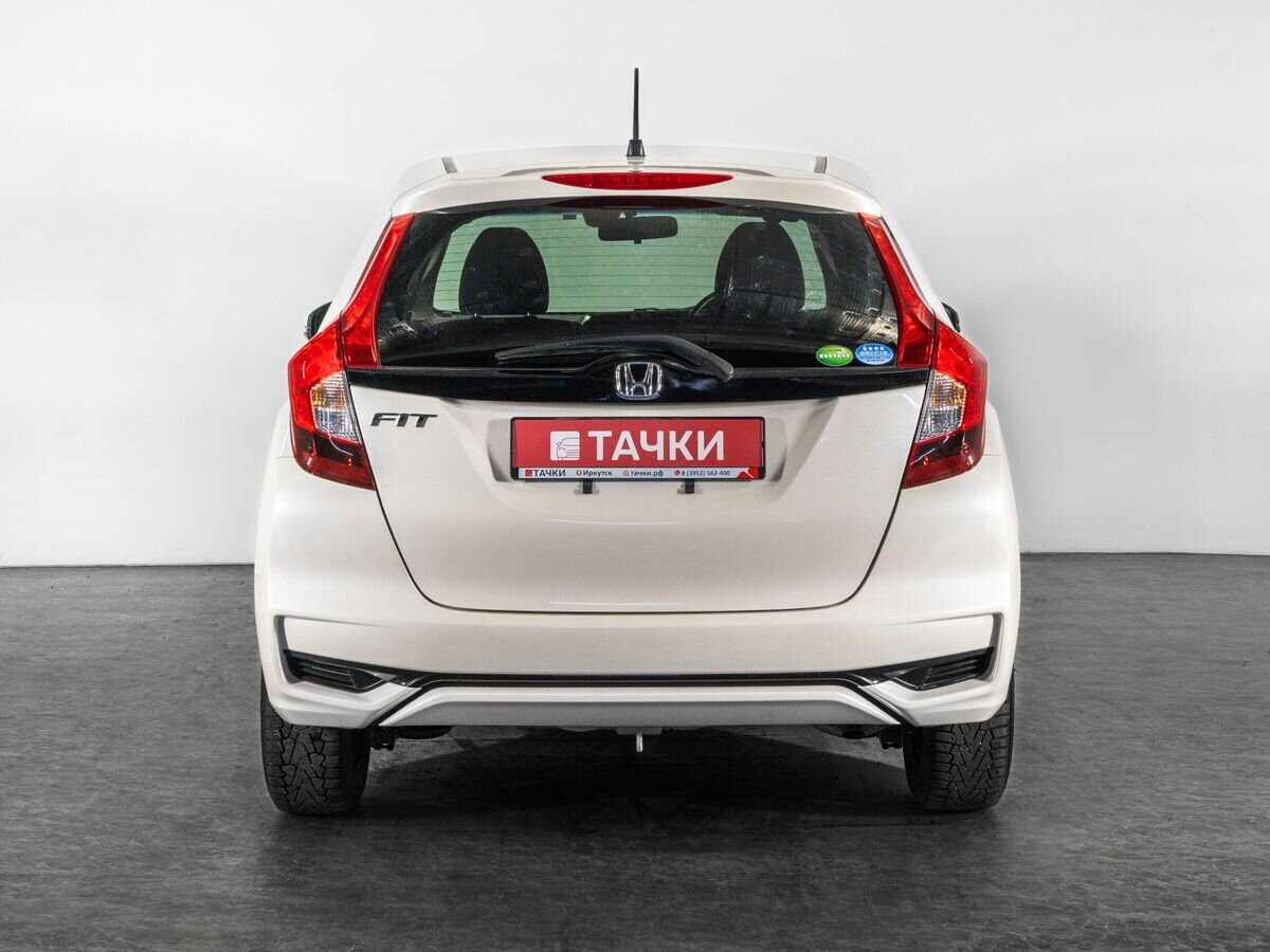 Honda Fit 2018 - фото автомобиля