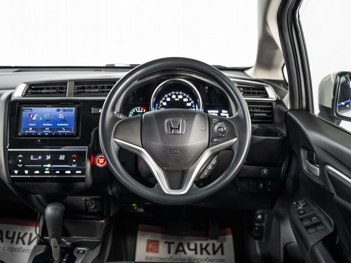 Honda Fit 2018 - фото автомобиля