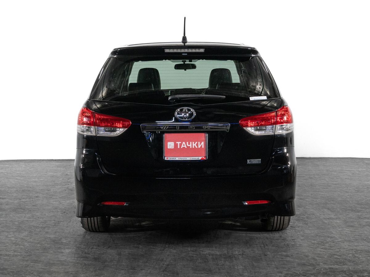 Toyota Wish 2011 - фото автомобиля