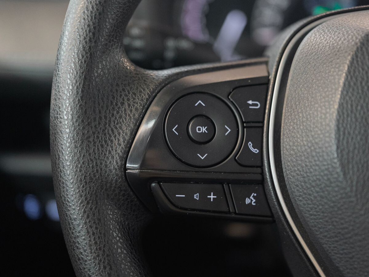Toyota RAV4 2020 - фото автомобиля