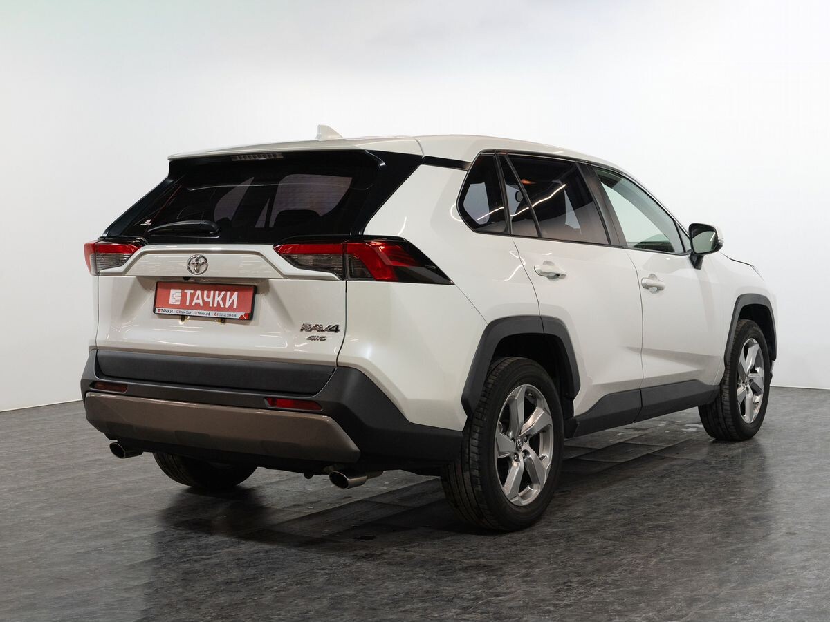 Toyota RAV4 2020 - фото автомобиля