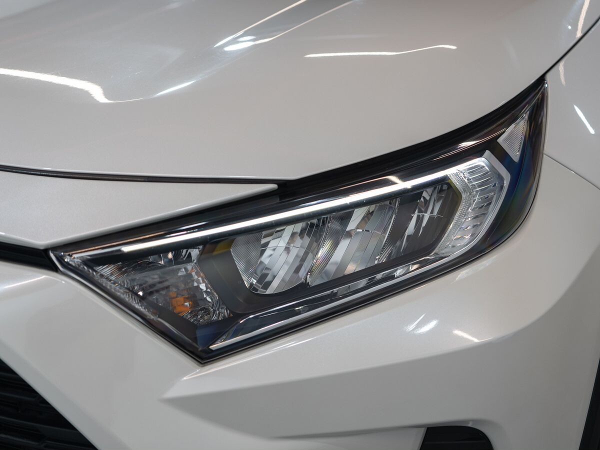 Toyota RAV4 2020 - фото автомобиля