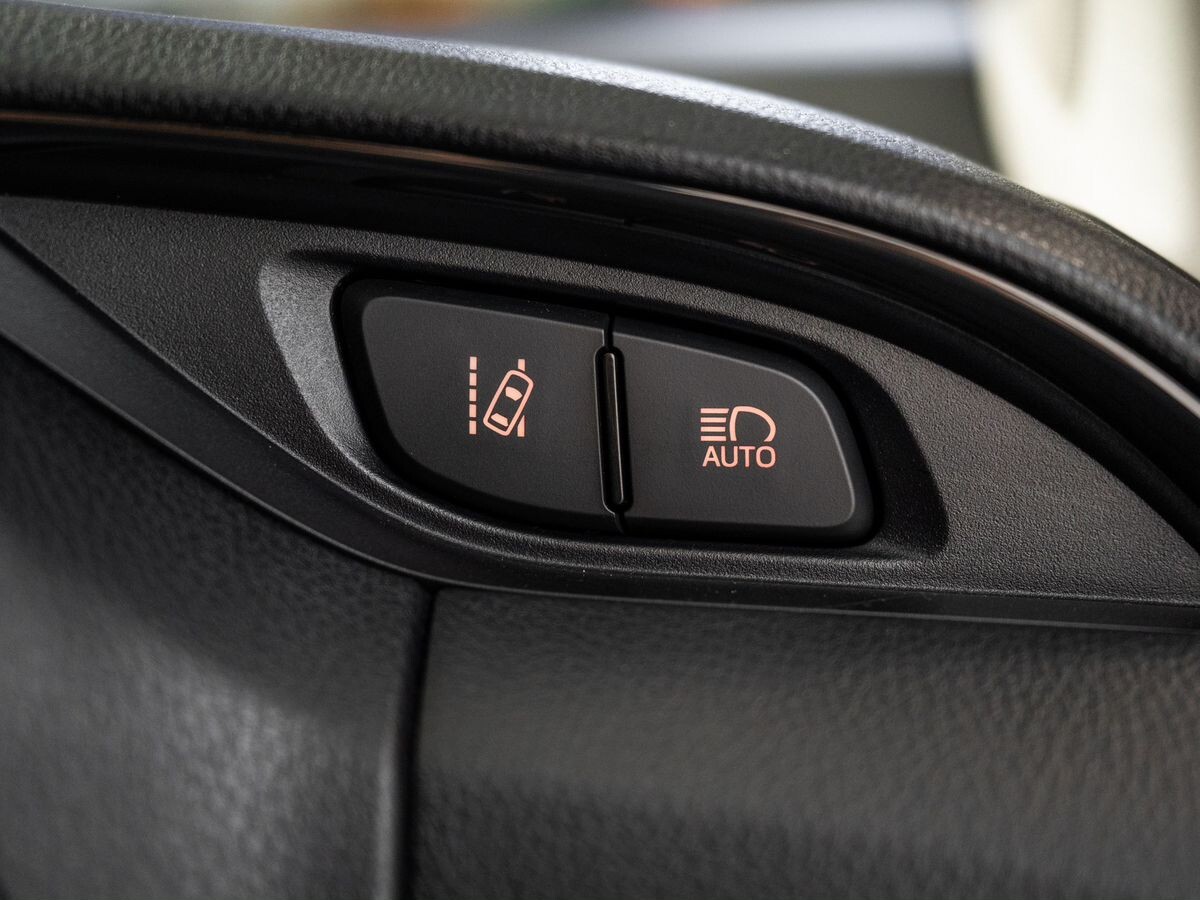 Toyota Vitz 2018 - фото автомобиля