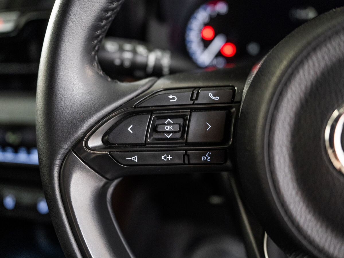 Toyota Yaris Cross 2020 - фото автомобиля