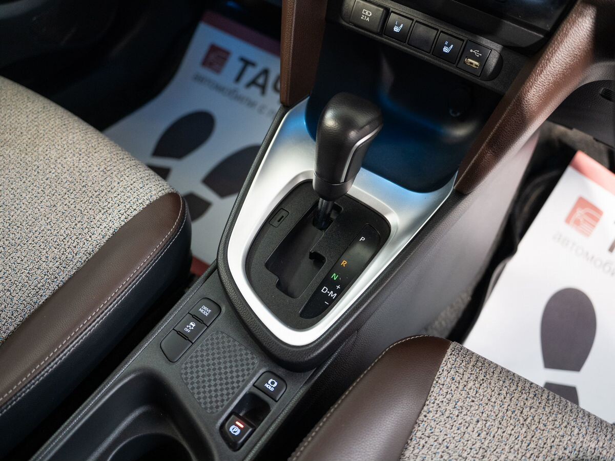 Toyota Yaris Cross 2020 - фото автомобиля