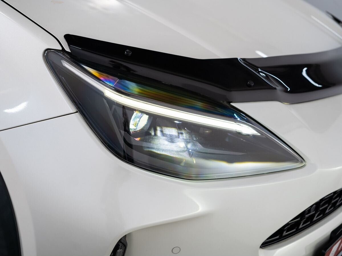 Toyota Yaris Cross 2020 - фото автомобиля