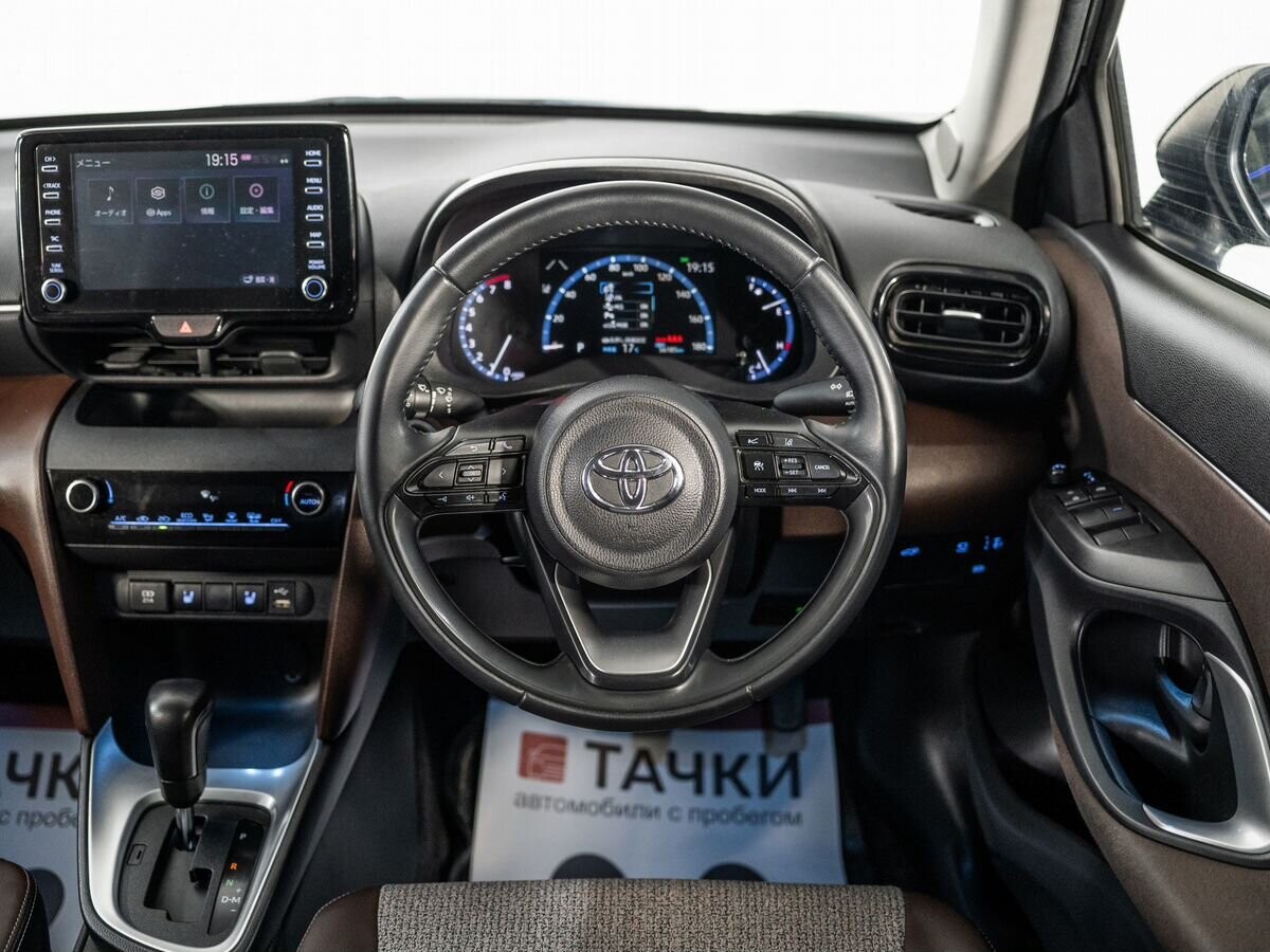 Toyota Yaris Cross 2020 - фото автомобиля