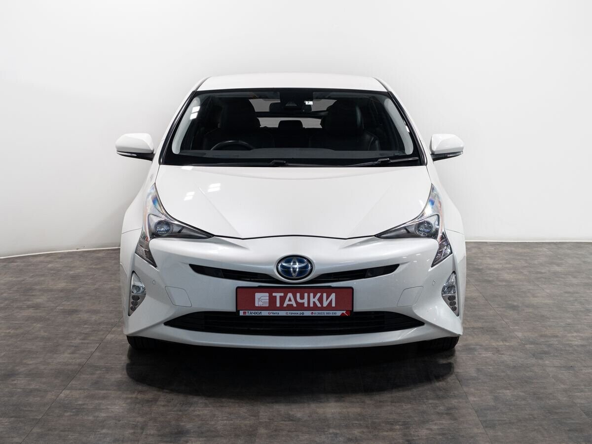 Toyota Prius 2016 - фото автомобиля