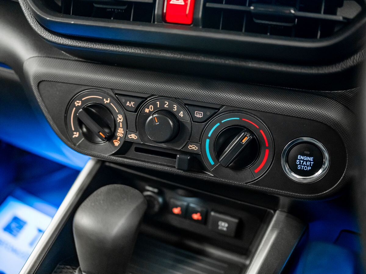 Toyota Raize 2020 - фото автомобиля