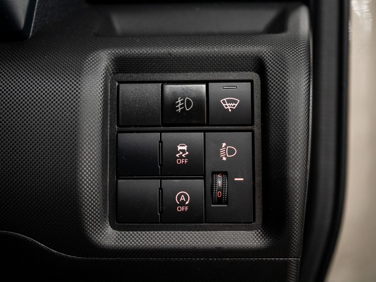 Toyota Raize 2020 - фото автомобиля