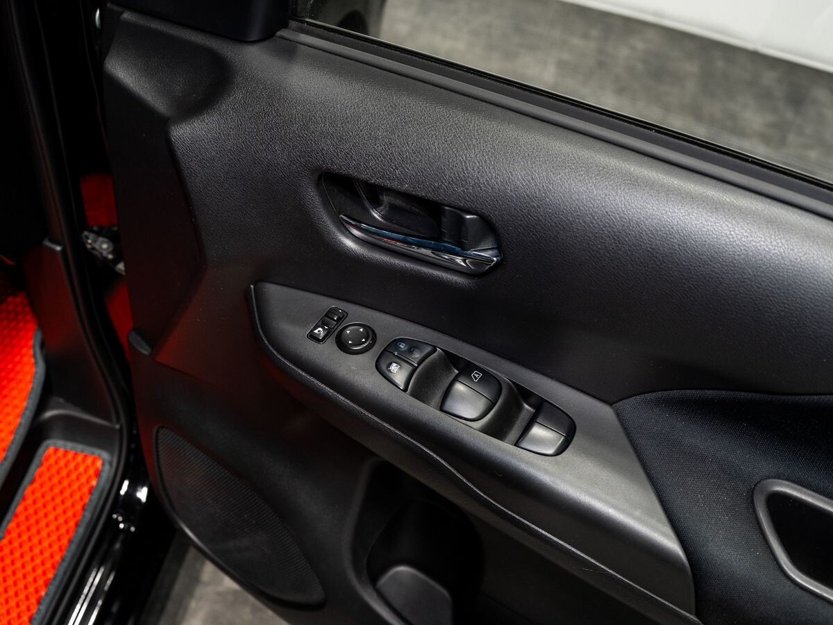 Nissan Serena 2019 - фото автомобиля