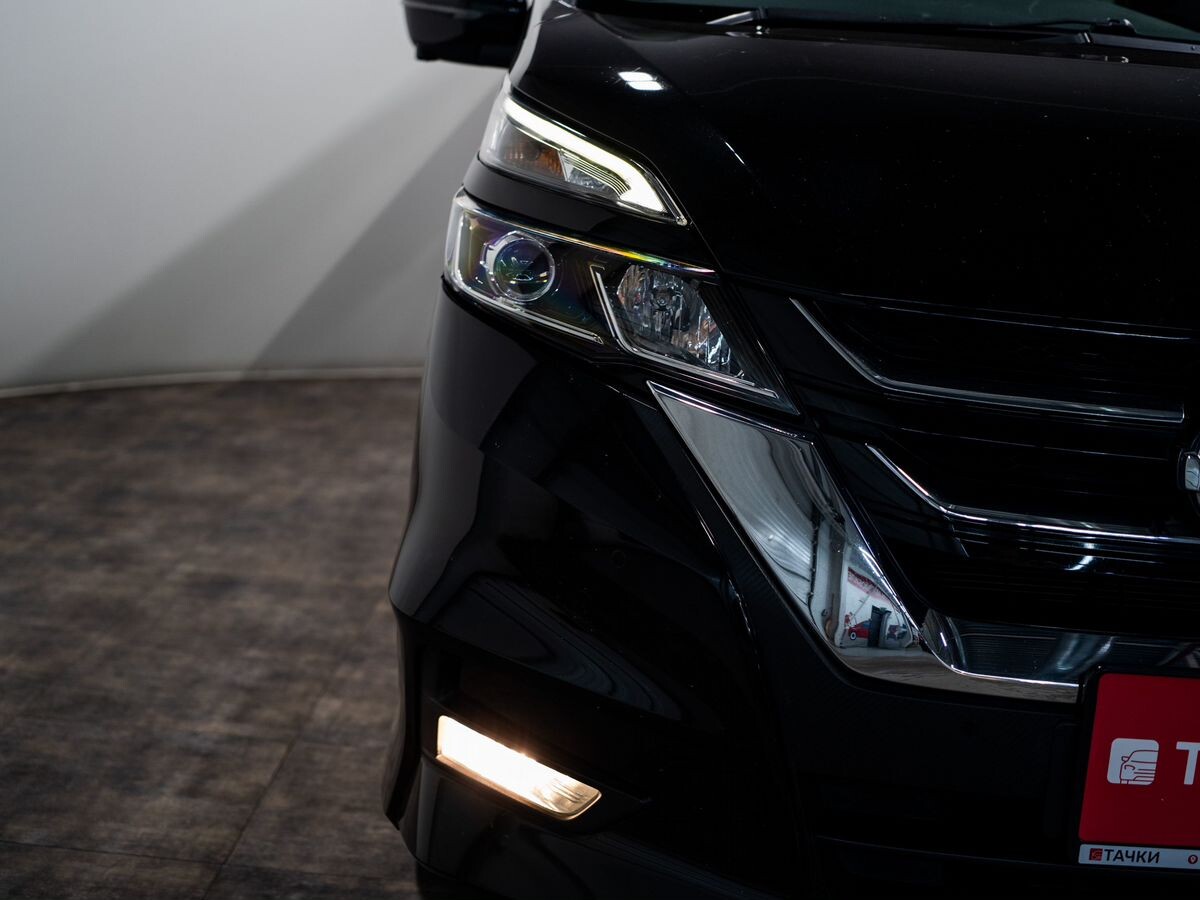 Nissan Serena 2019 - фото автомобиля