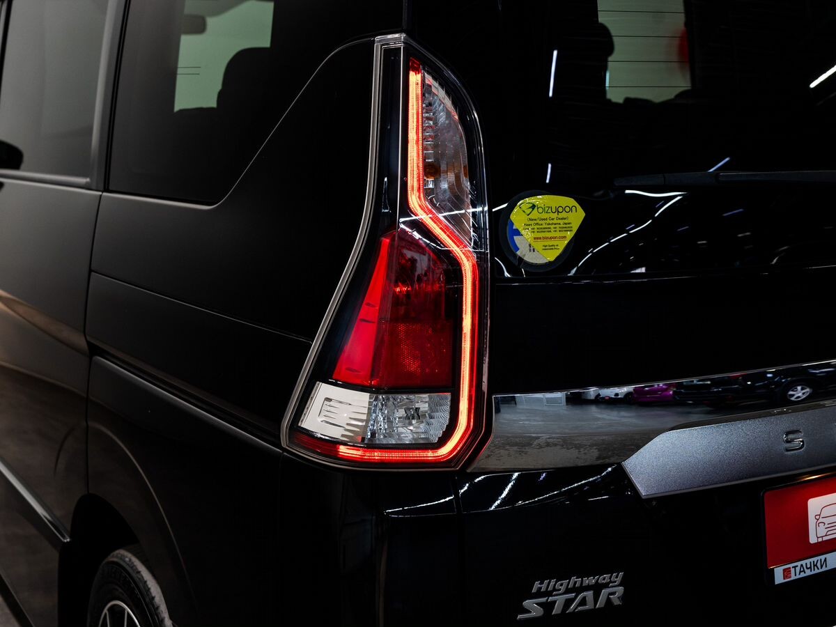 Nissan Serena 2019 - фото автомобиля