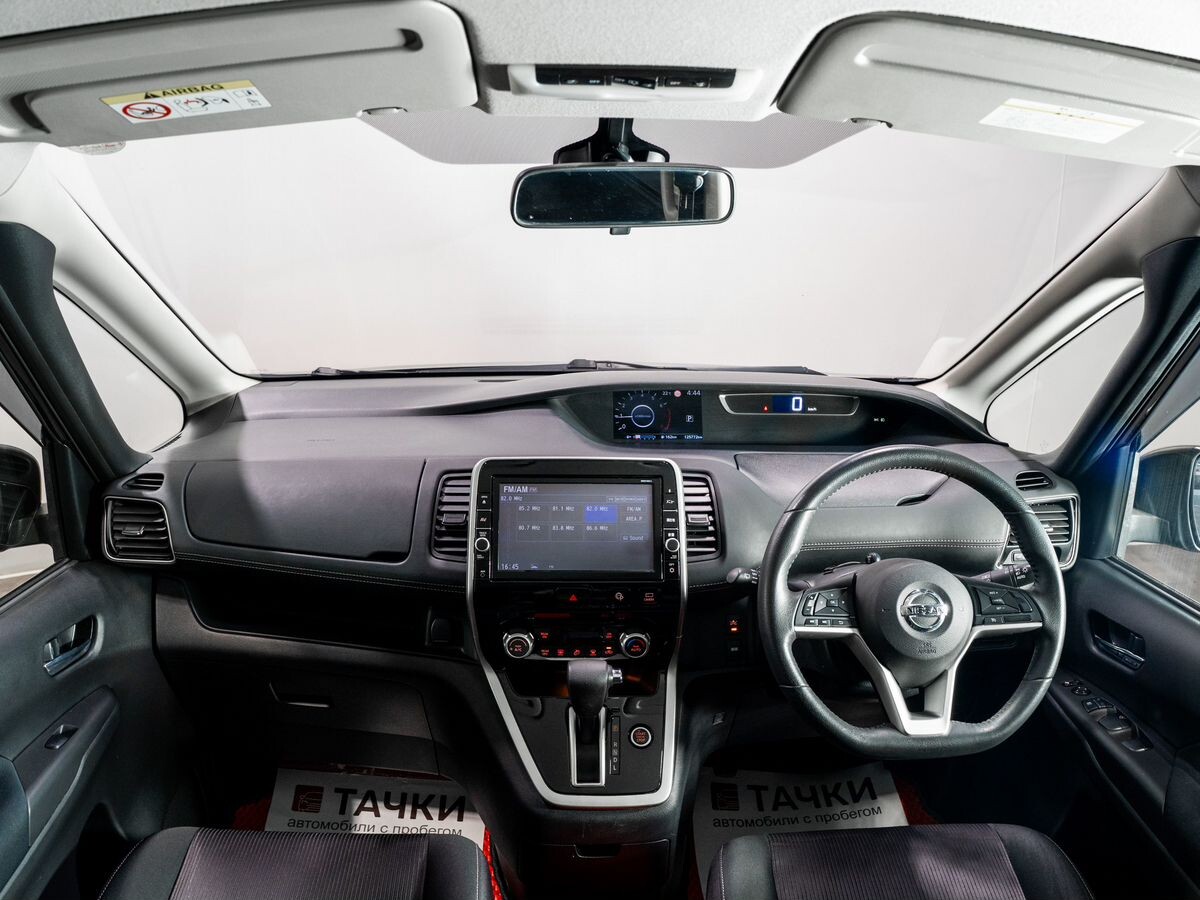 Nissan Serena 2019 - фото автомобиля