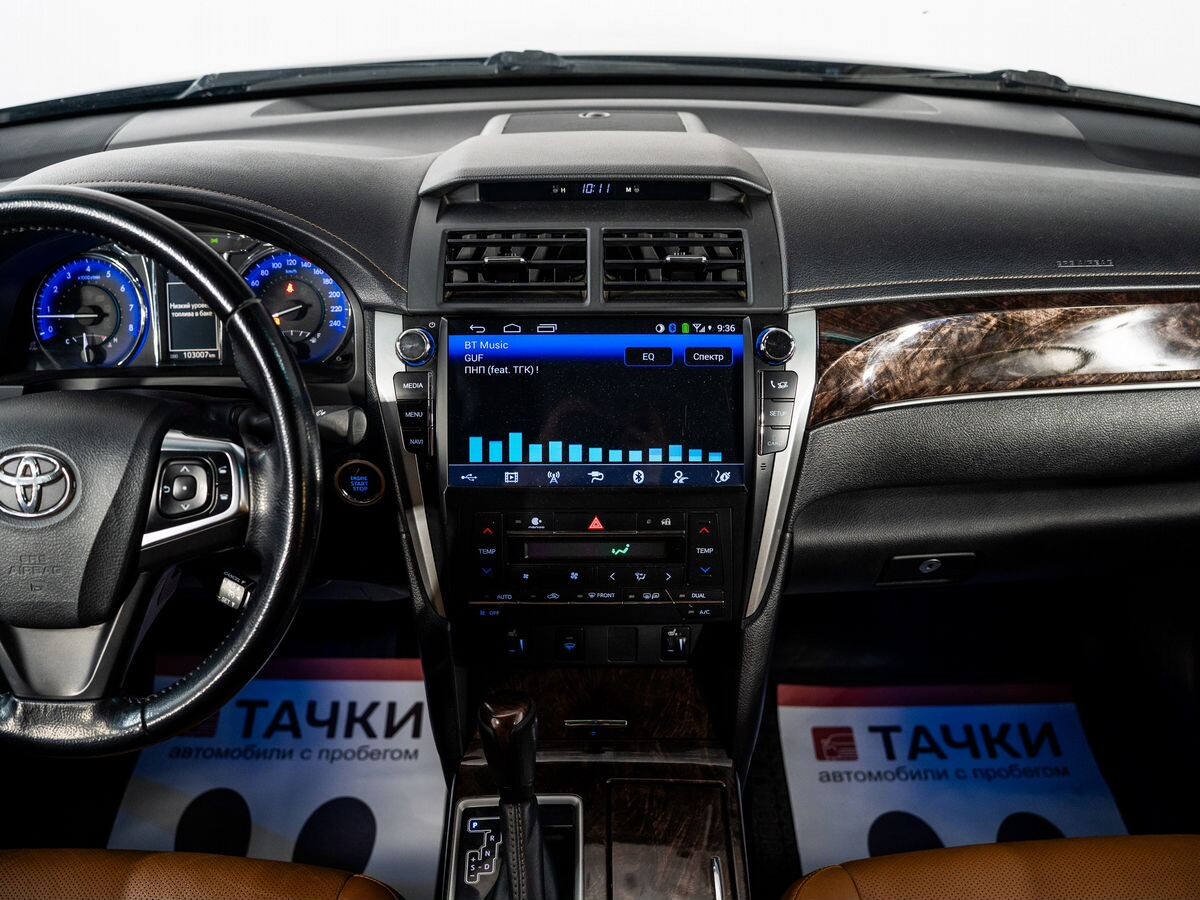 Toyota Camry 2016 - фото автомобиля