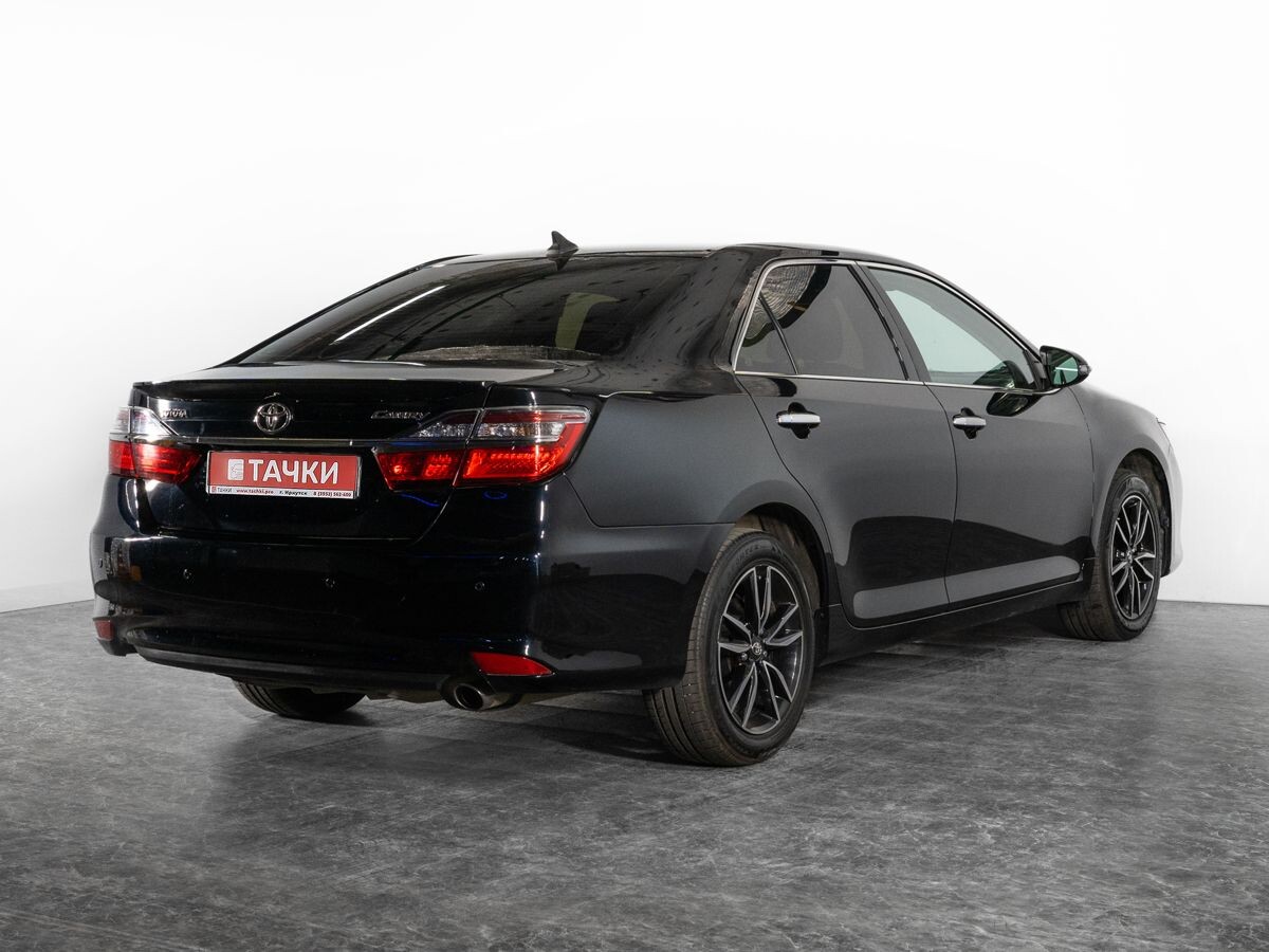Toyota Camry 2016 - фото автомобиля