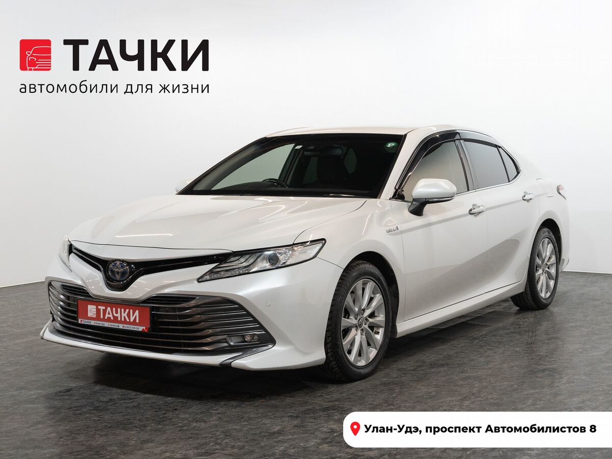 Toyota Camry 2018 - фото автомобиля