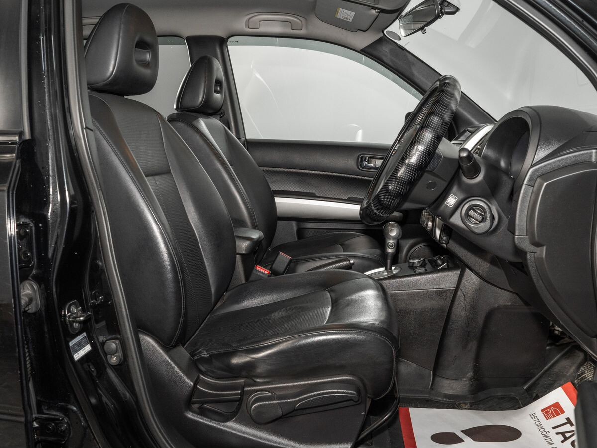 Nissan X-Trail 2011 - фото автомобиля