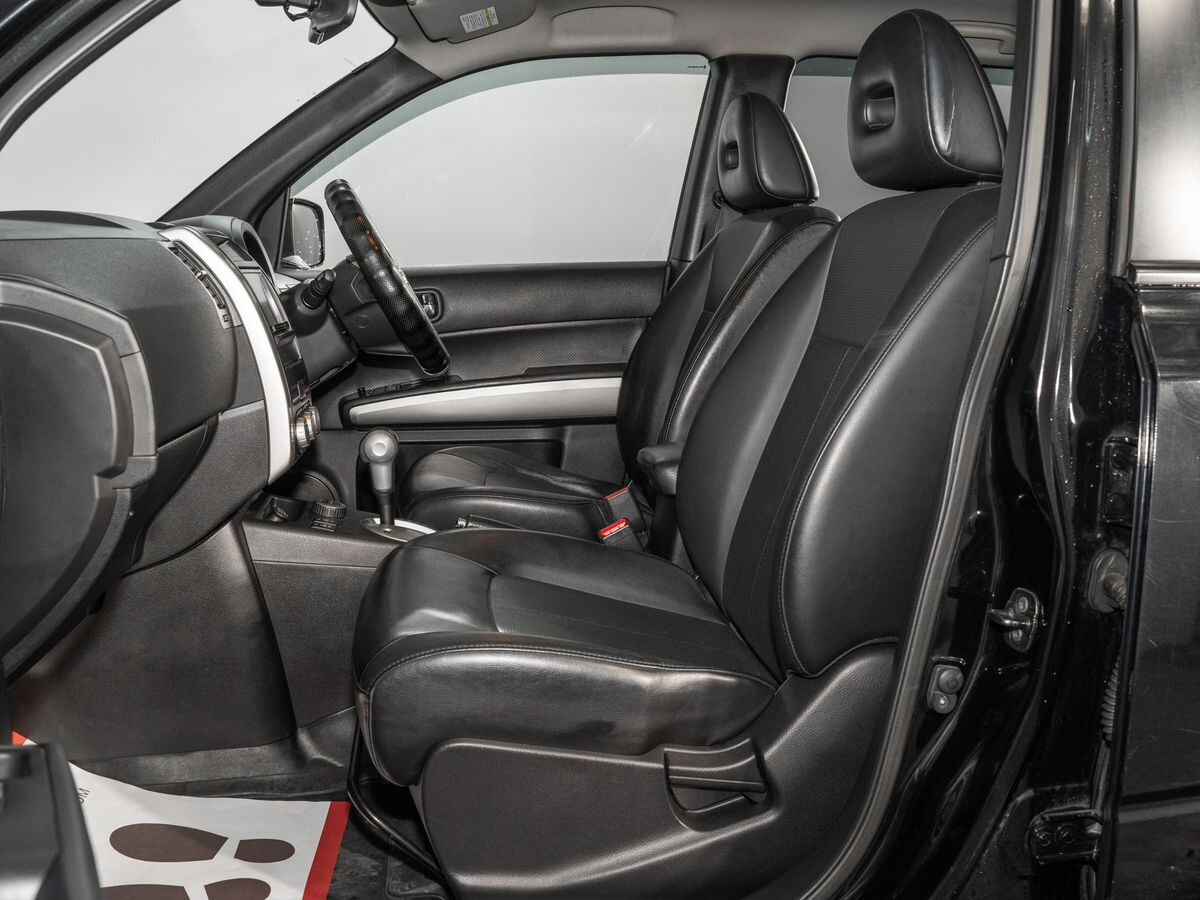 Nissan X-Trail 2011 - фото автомобиля
