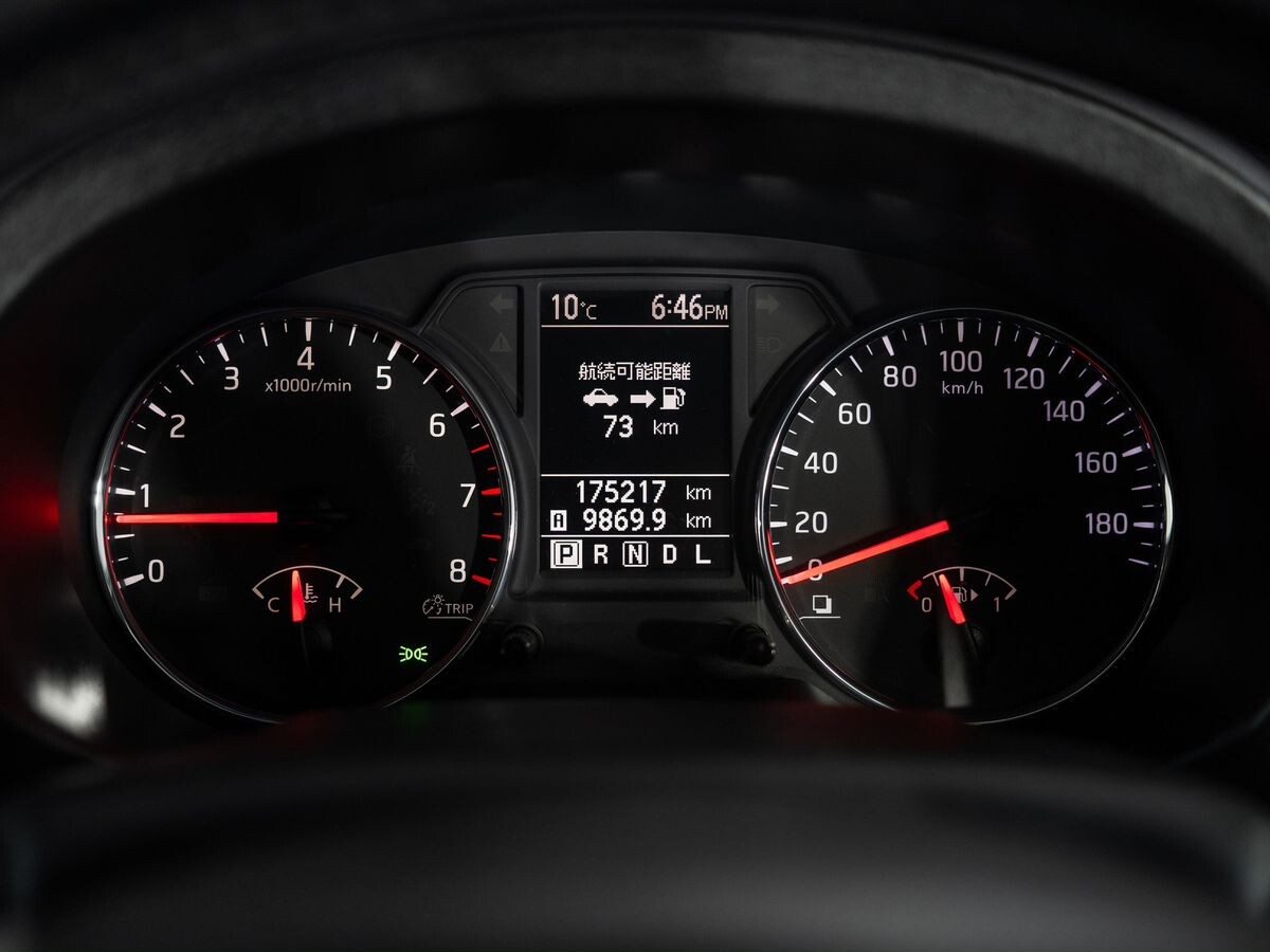 Nissan X-Trail 2011 - фото автомобиля